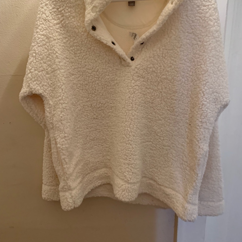 Aerie Sherpa sweater new with tags!